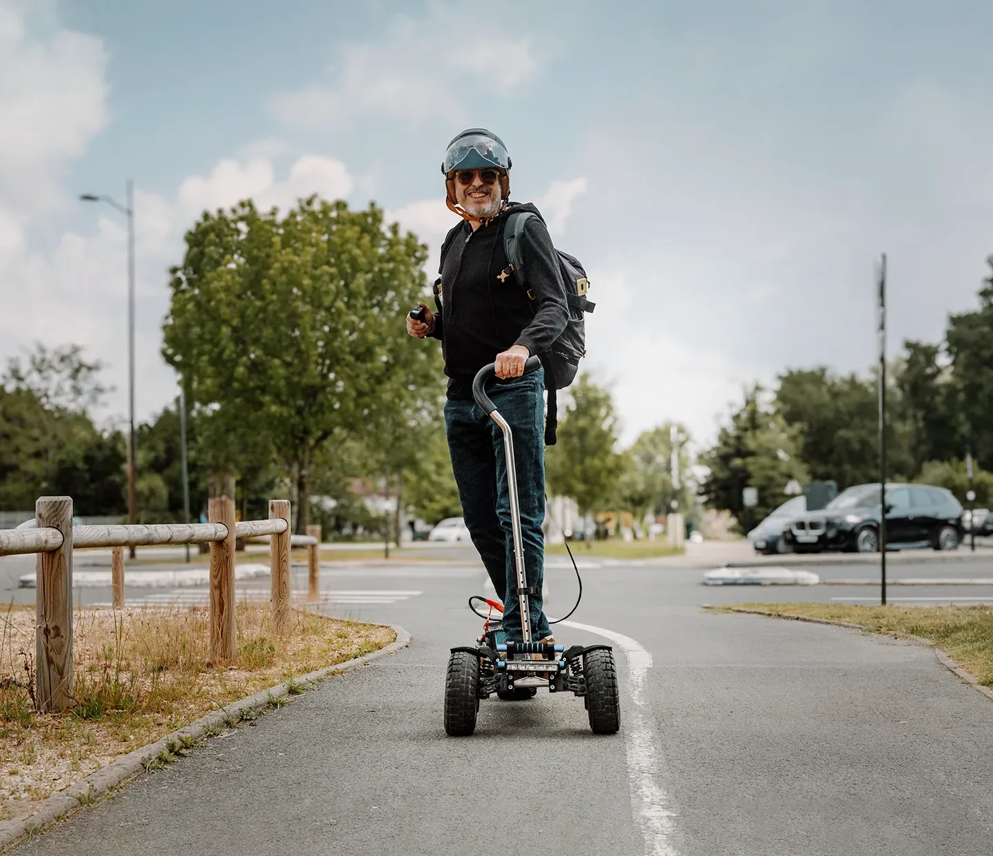 Conduite planche électrique Sternboard canne initiation apprentissage débutant glisse easy formation skateboard électrique